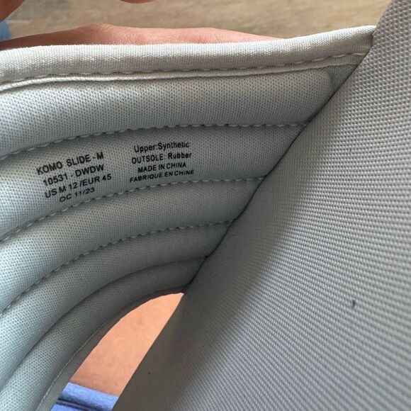 NWT Olukai Men’s Komo Slide - Picture 8 of 8
